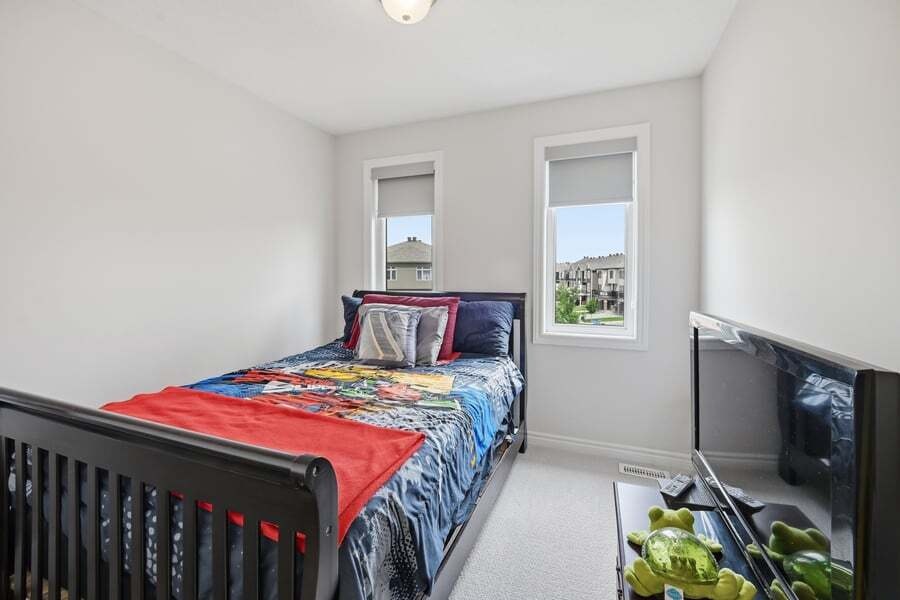 84 Feathertop Lane, Ottawa, ON, K2V 0K7 - 8