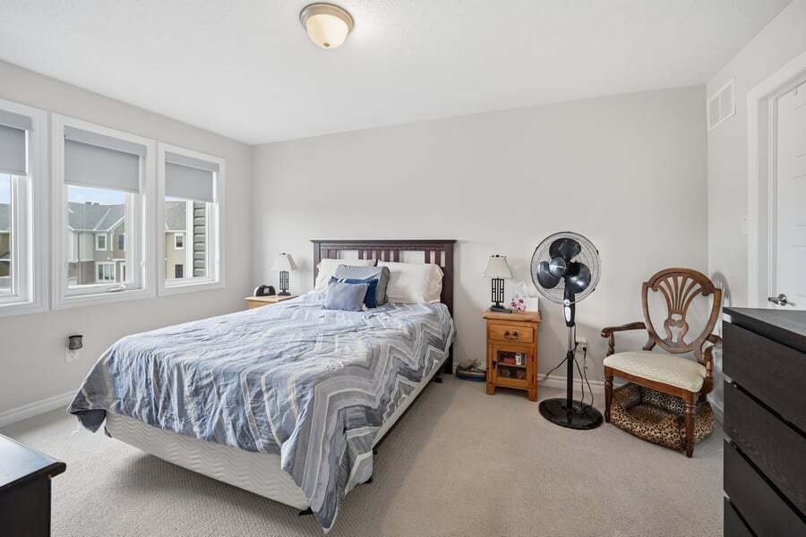 84 Feathertop Lane, Ottawa, ON, K2V 0K7 - 7
