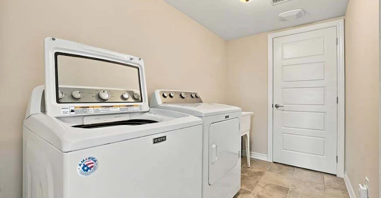 84 Feathertop Lane, Ottawa, ON, K2V 0K7 - 13