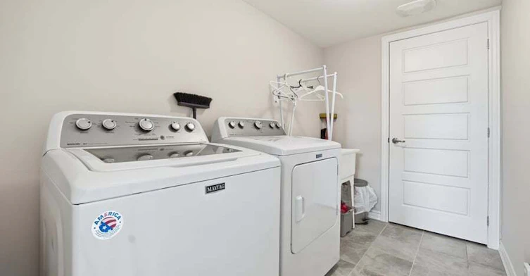84 Feathertop Lane, Ottawa, ON, K2V 0K7 - 11