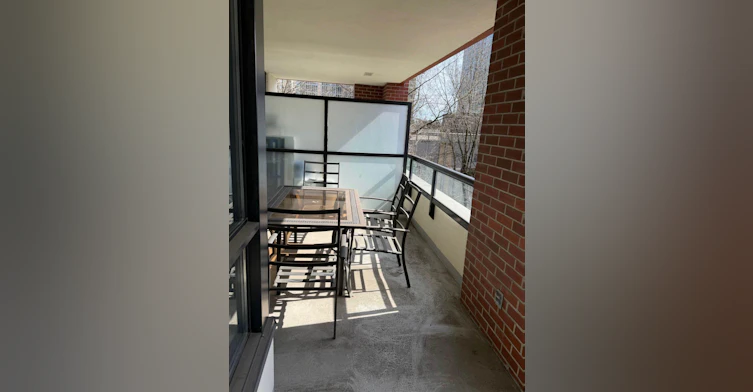 977 Mainland Street, Vancouver, BC, V6B 1T2 - 9