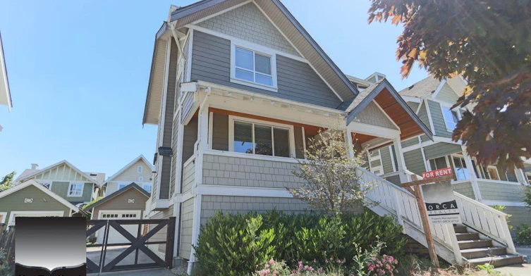 293 Camata Street, New Westminster, BC, V3M 0B3