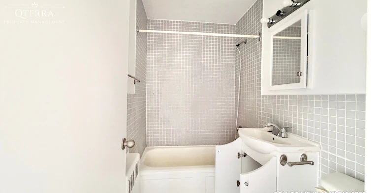 15-6 Kings Point Drive, Toronto, ON, M8Y 1Z4 - 9