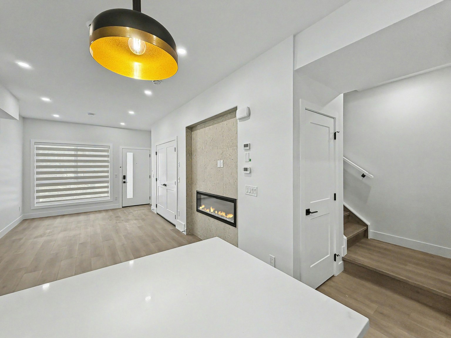 1-3119 45 Street Southwest, Calgary, AB, T3E 3T7 - 9