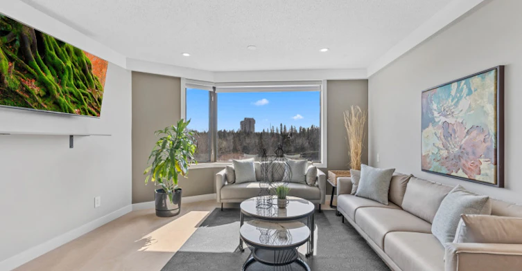 4311 49 Avenue, Red Deer, AB, T4N 5Y7 - 3