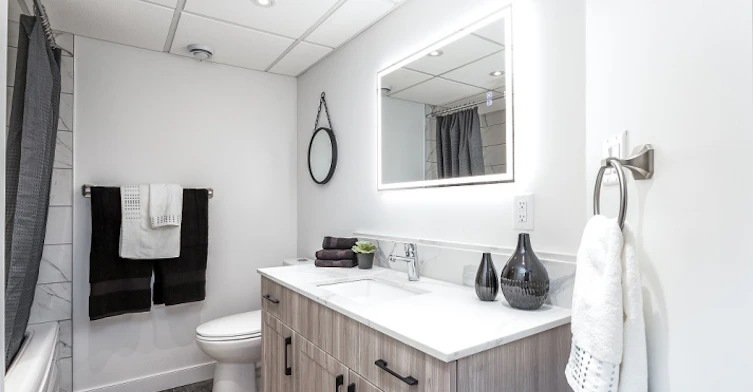 4311 49 Avenue, Red Deer, AB, T4N 5Y7 - 5