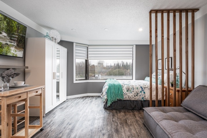 4311 49 Avenue, Red Deer, AB, T4N 5Y7 - 3