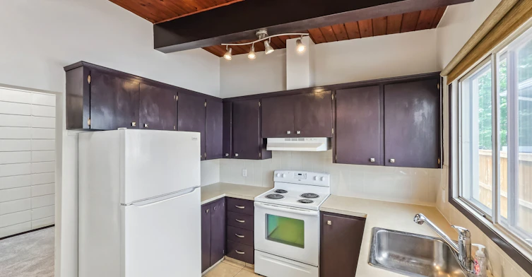 614 56 Avenue Southwest, Calgary, AB, T2V 0G8 - 12