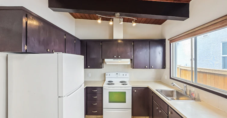 614 56 Avenue Southwest, Calgary, AB, T2V 0G8 - 11