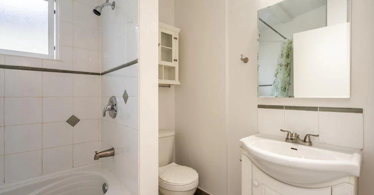 5885 Main Street, Vancouver, BC, V5W 2T2 - 18