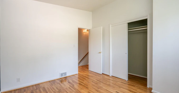 5885 Main Street, Vancouver, BC, V5W 2T2 - 13