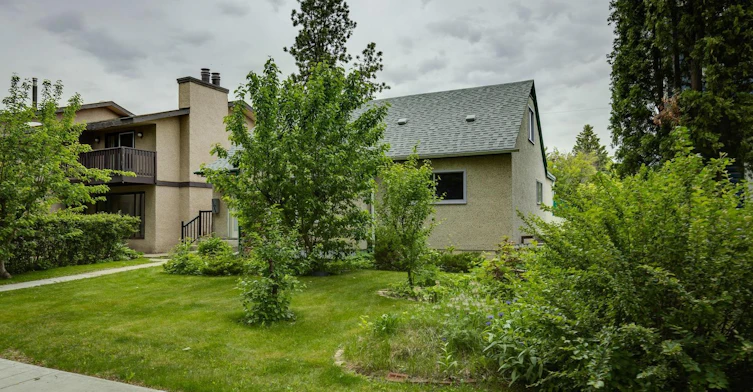 11626 77 Avenue Northwest, Edmonton, AB, T6G 0M3 - 24