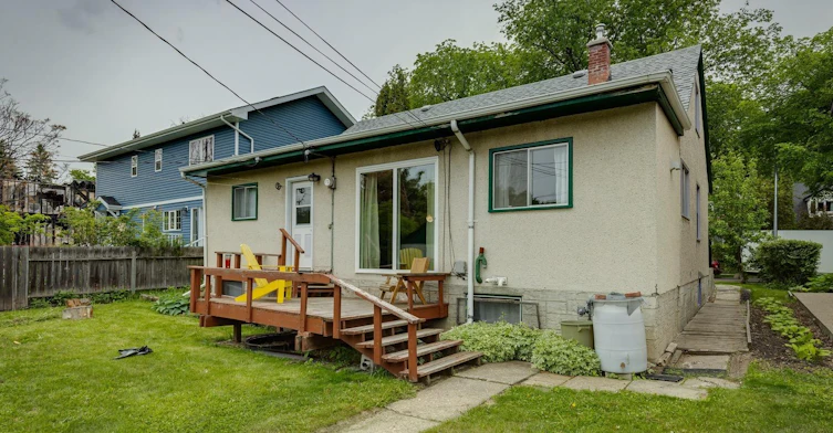 11626 77 Avenue Northwest, Edmonton, AB, T6G 0M3 - 28