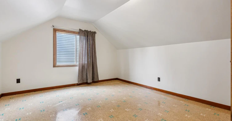 11626 77 Avenue Northwest, Edmonton, AB, T6G 0M3 - 10