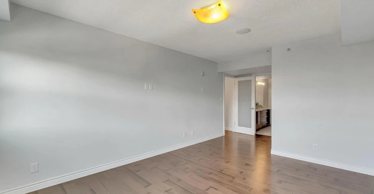9603 98 Avenue Northwest, Edmonton, AB, T6C 2E2 - 4
