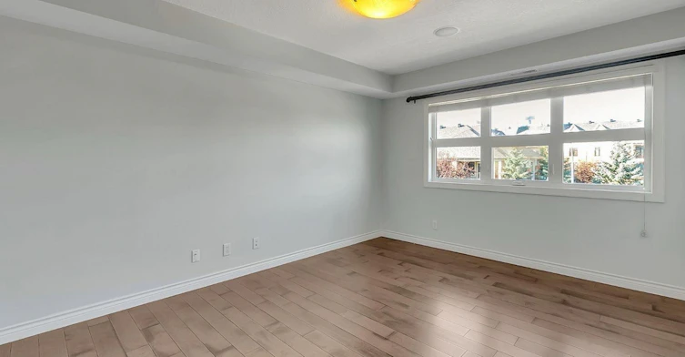 9603 98 Avenue Northwest, Edmonton, AB, T6C 2E2 - 3