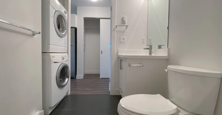 404-2215 East Hastings Street, Vancouver, BC, V5L 1V3 - 10