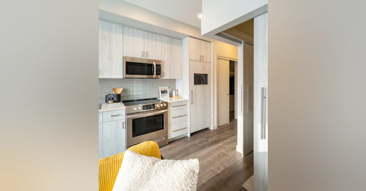 C409-1450 20 Avenue Northwest, Calgary, AB, T2M 5E8 - 31