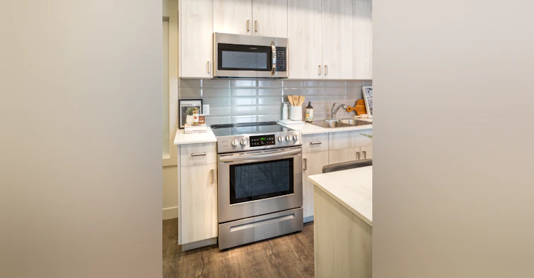 C315-1450 20 Avenue Northwest, Calgary, AB, T2M 5E8 - 25