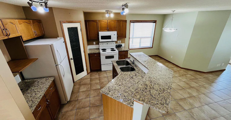 937 Arbour Lake Road Northwest, Calgary, AB, T3G 5S9 - 2