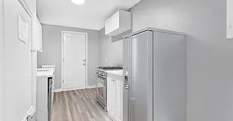 395 Chapel Street, Ottawa, ON, K1N 7Z5 - 5