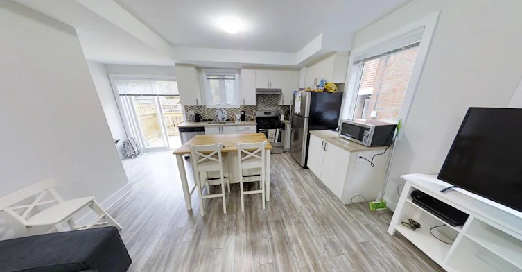 533 Chapel Street, Ottawa, ON, K1N 8A1 - 3