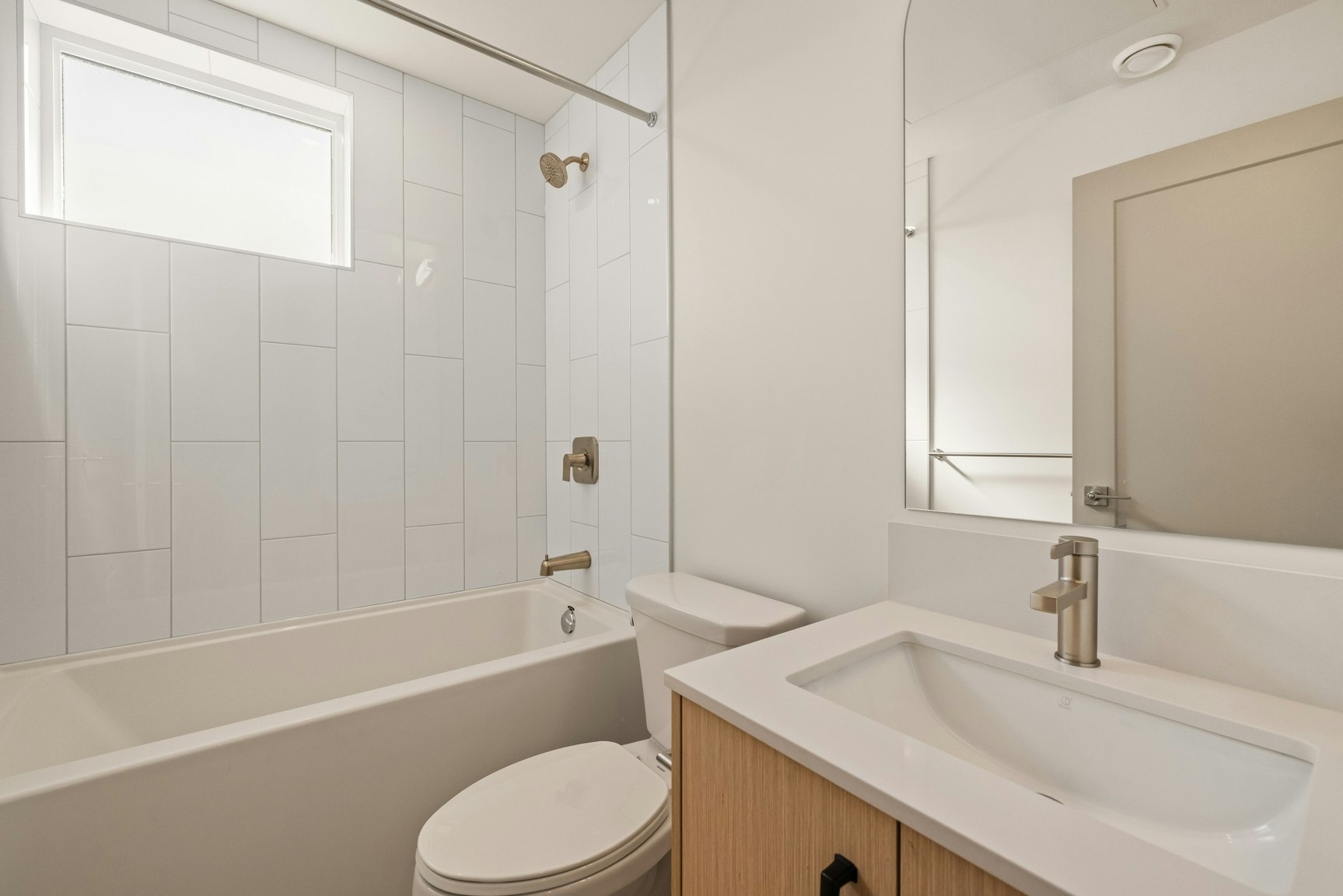 32528 Simon Avenue, Abbotsford, BC, V2T 4W6 - 21