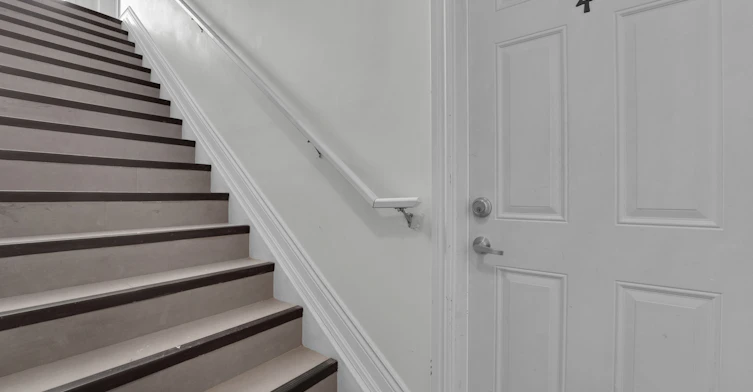 4-123 Queen Mary Street, Ottawa, ON, K1K 1X4 - 2