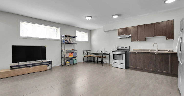 4-123 Queen Mary Street, Ottawa, ON, K1K 1X4 - 5