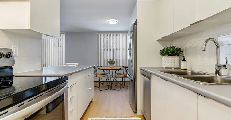 FEED-485 Castlegrove Boulevard, London, ON, N6G 2V5 - 2