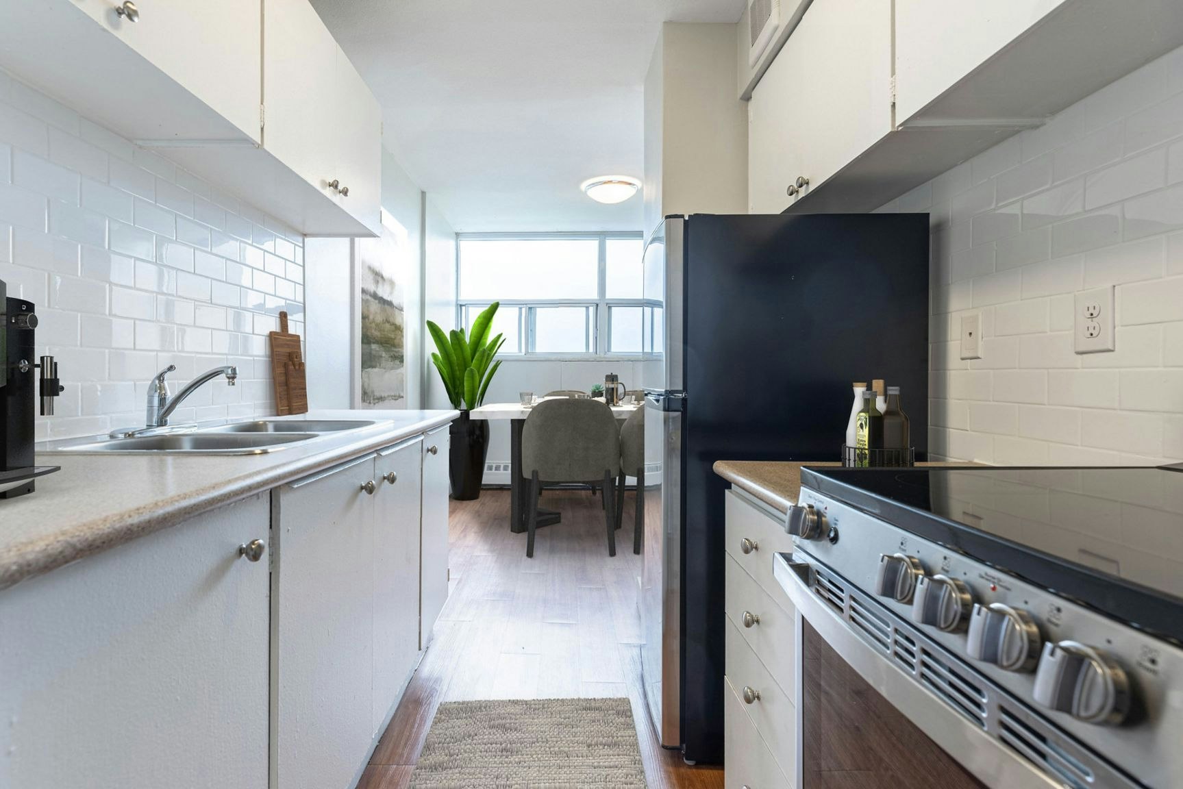 FEED-2000 Main Street West, Hamilton, ON, L8S 4M8 - 2