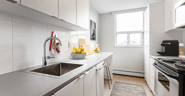 50 Glen Road, Hamilton, ON, L8S 4N2 - 4