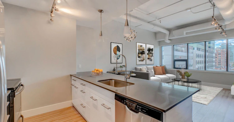 1010 1 Street Southwest, Calgary, AB, T2R 1K4 - 2