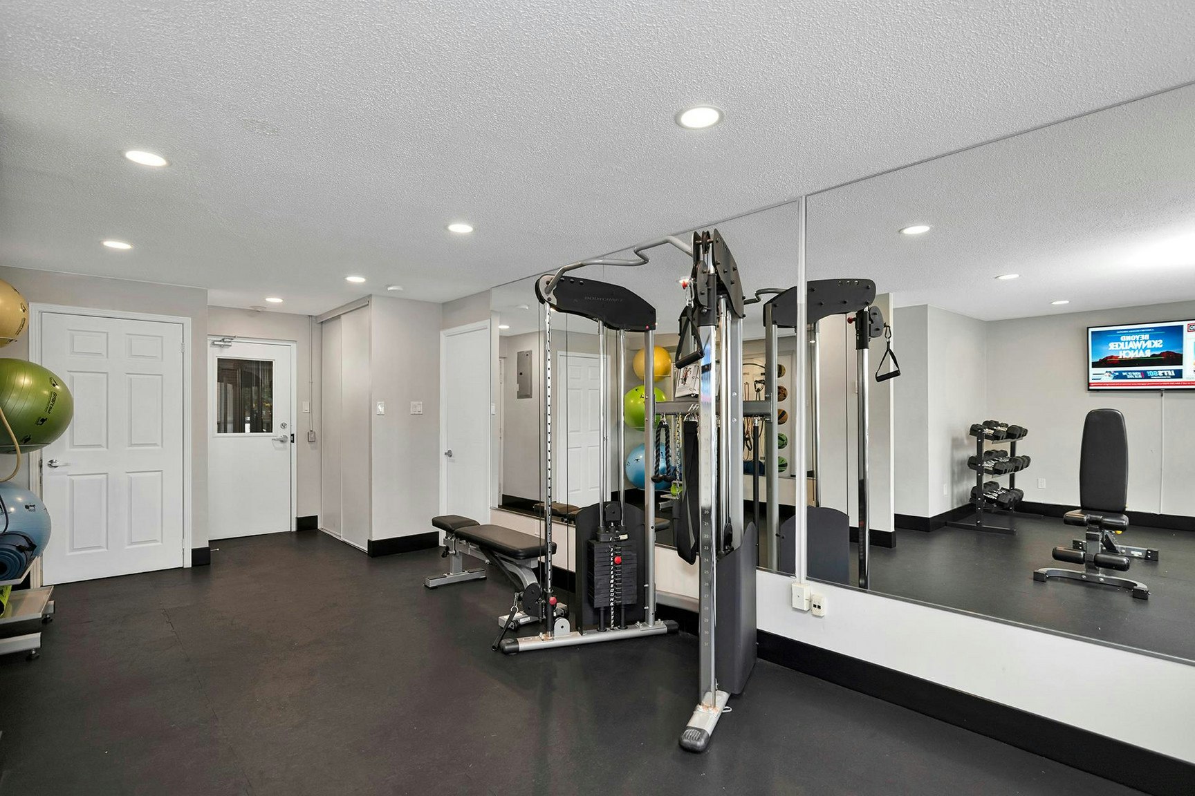 FEED-750 Wonderland Road South, London, ON, N6K 4K4 - 12