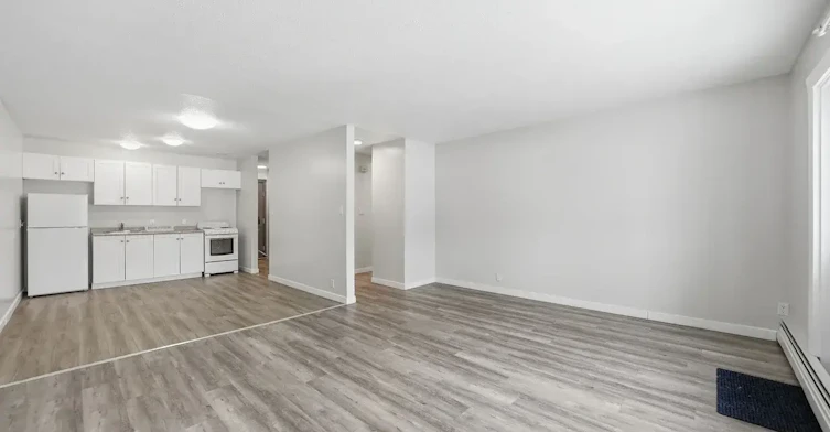 2-217 8th Street E, Prince Albert, SK, S6V 0V9 - 2