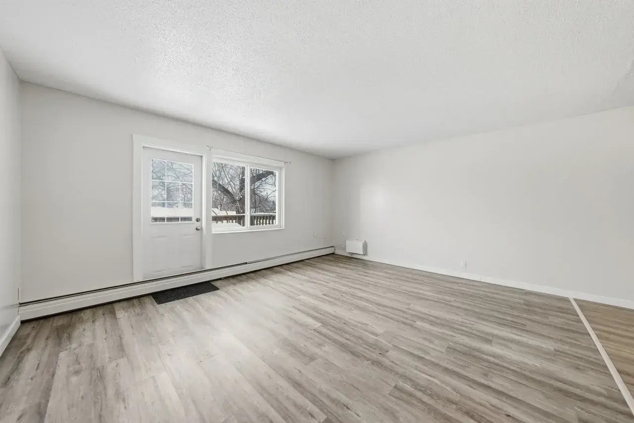 2-217 8th Street E, Prince Albert, SK, S6V 0V9