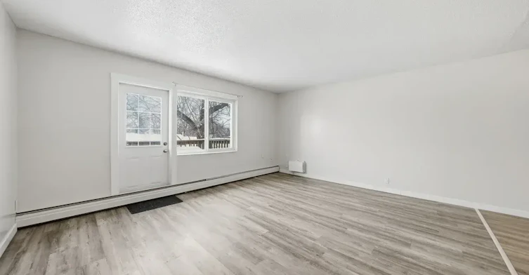 2-217 8th Street E, Prince Albert, SK, S6V 0V9