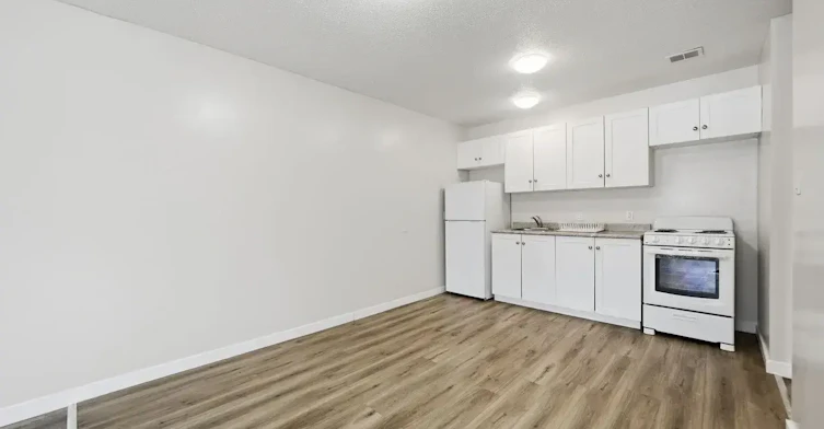 2-217 8th Street E, Prince Albert, SK, S6V 0V9 - 5