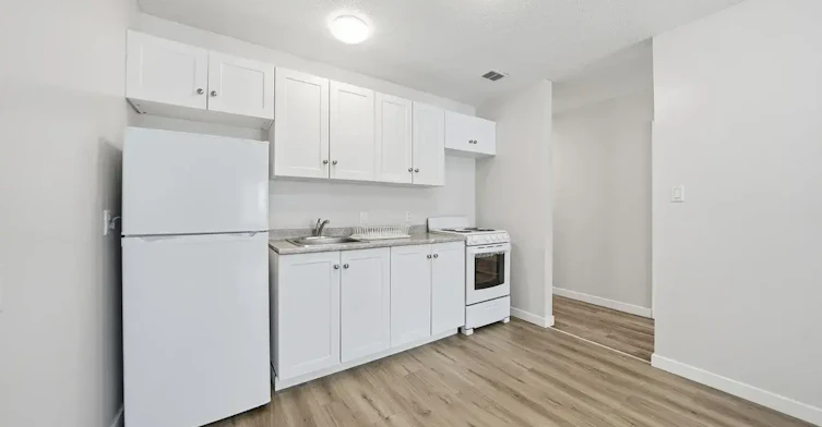 2-217 8th Street E, Prince Albert, SK, S6V 0V9 - 3