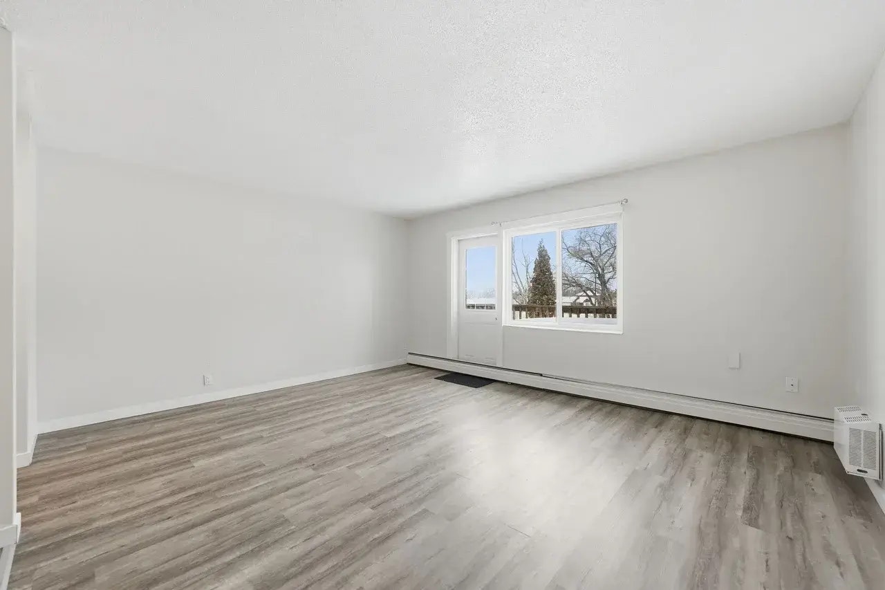 2-217 8th Street E, Prince Albert, SK, S6V 0V9 - 7