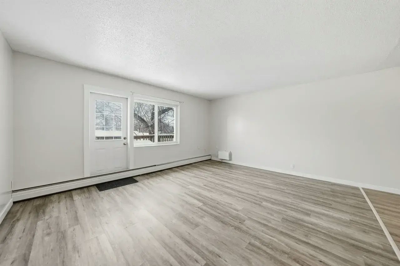 6-217 8th Street E, Prince Albert, SK, S6V 0V9
