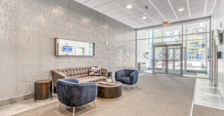 8520 Jasper Avenue, Edmonton, AB, T5H 3S4 - 14