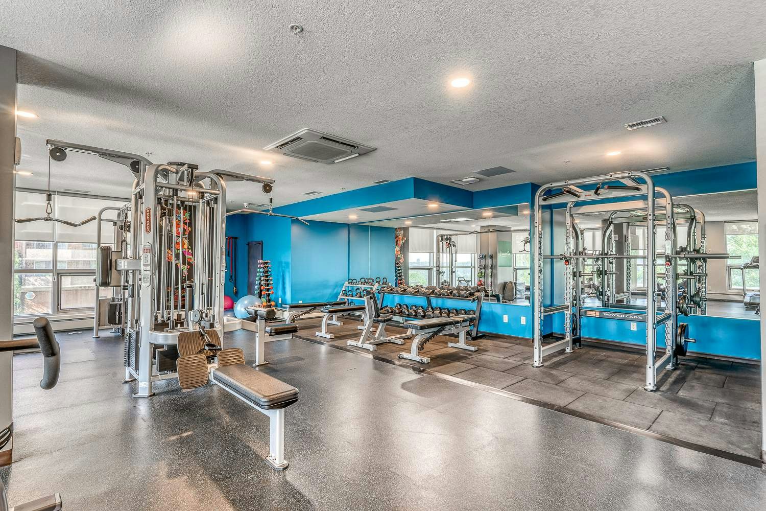 8520 Jasper Avenue, Edmonton, AB, T5H 3S4 - 16