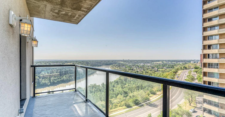 8520 Jasper Avenue, Edmonton, AB, T5H 3S4 - 13