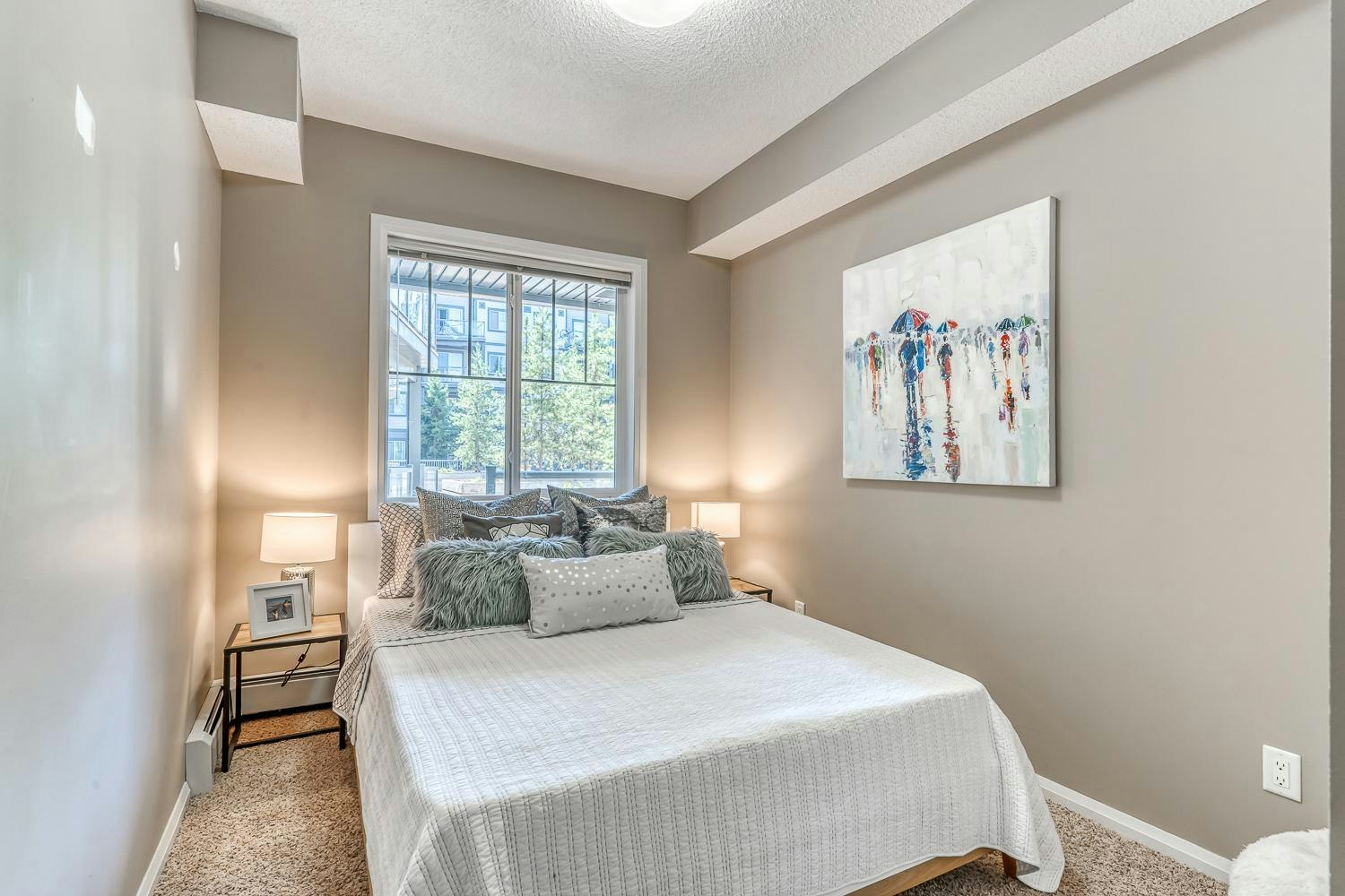 FEED-8515 106a Avenue Northwest, Edmonton, AB, T5H 0K7 - 10