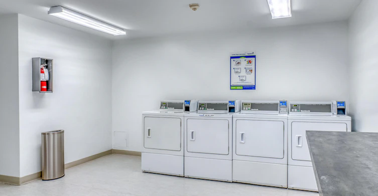 930 15 Avenue Southwest, Calgary, AB, T2R 0S4 - 17