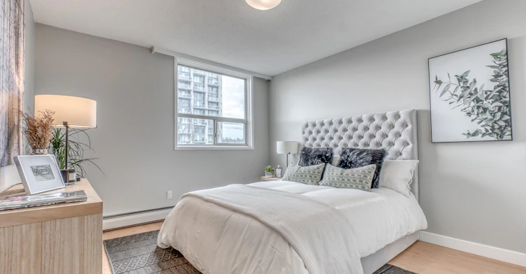 930 15 Avenue Southwest, Calgary, AB, T2R 0S4 - 9