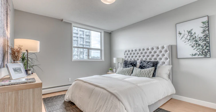 930 15 Avenue Southwest, Calgary, AB, T2R 0S4 - 9