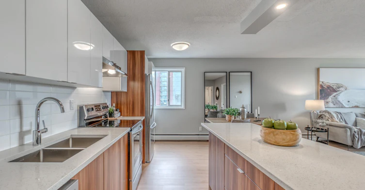 930 15 Avenue Southwest, Calgary, AB, T2R 0S4 - 4