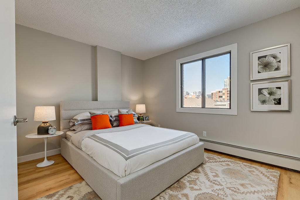 1122 15 Avenue Southwest, Calgary, AB, T2R 1K5 - 9